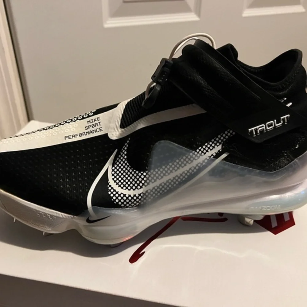 Men’s Nike Force Zoom‎ Baseball Cleats - Mike Trout (Size 11)